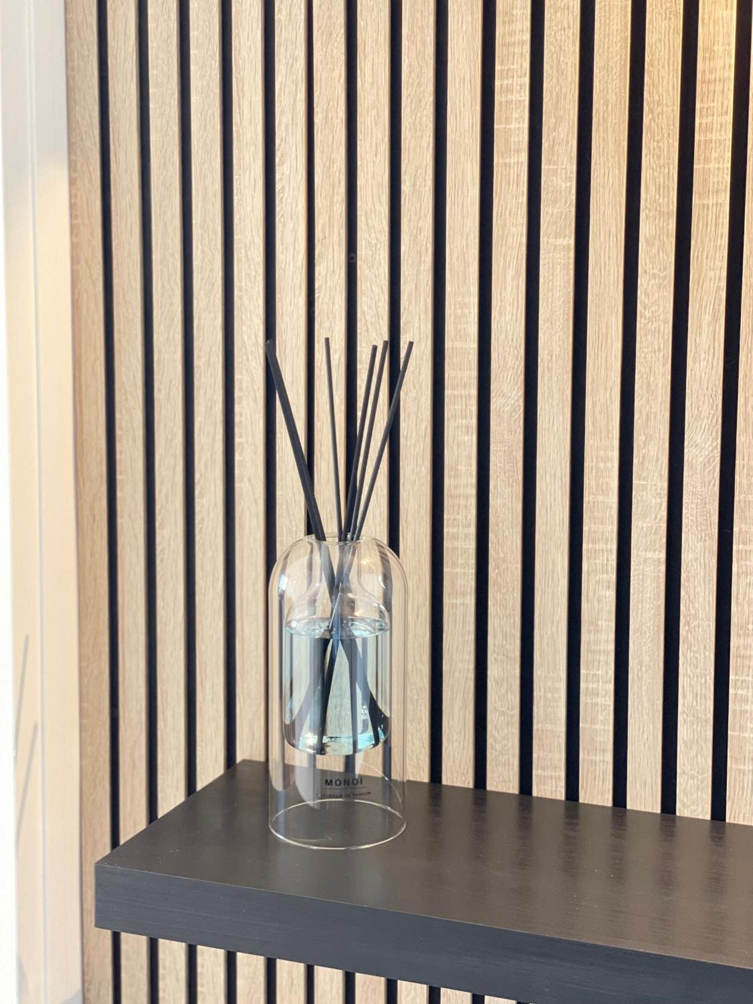 Paris Pantin Magnifique Appartement 4 Pieces De 108M2 Avec 2 Parking Interieur - Tres Cosy Pour 1 A 12 Personnes - Entierement Refait A Neuf Entire Apartment Luxurious And Warm - Pantin Paris 19 Eme Free Wifi Gratuit Buitenkant foto