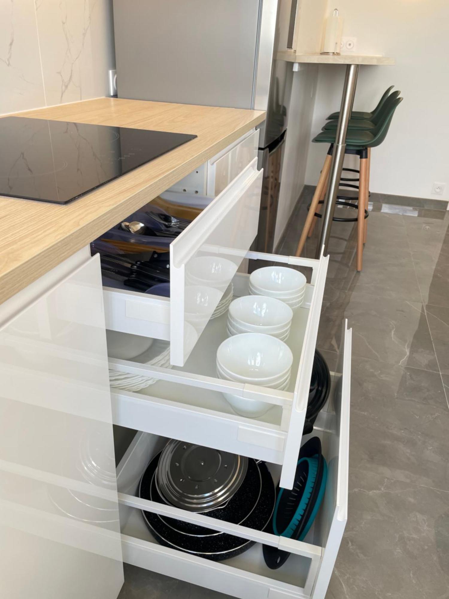 Paris Pantin Magnifique Appartement 4 Pieces De 108M2 Avec 2 Parking Interieur - Tres Cosy Pour 1 A 12 Personnes - Entierement Refait A Neuf Entire Apartment Luxurious And Warm - Pantin Paris 19 Eme Free Wifi Gratuit Buitenkant foto