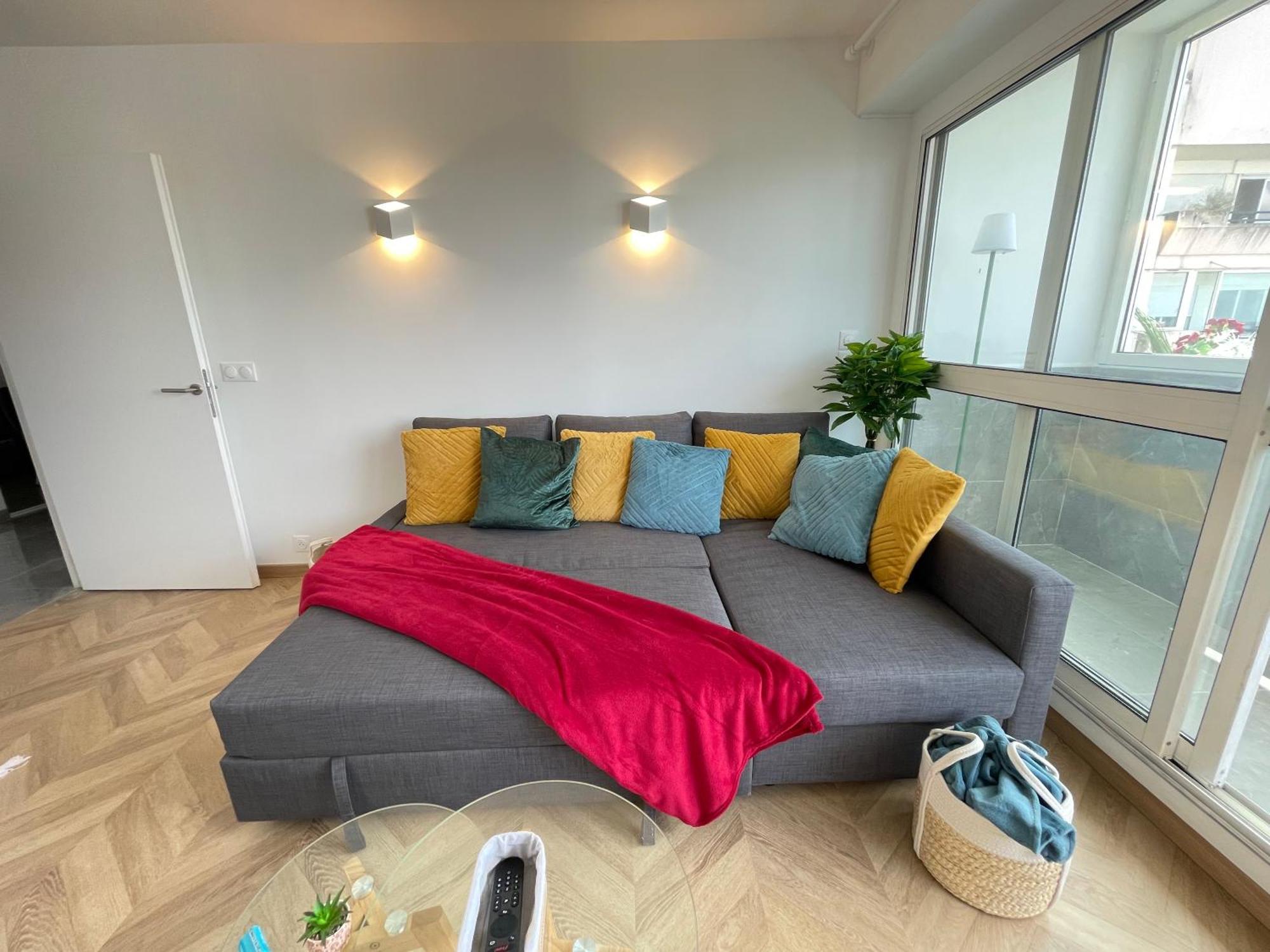 Paris Pantin Magnifique Appartement 4 Pieces De 108M2 Avec 2 Parking Interieur - Tres Cosy Pour 1 A 12 Personnes - Entierement Refait A Neuf Entire Apartment Luxurious And Warm - Pantin Paris 19 Eme Free Wifi Gratuit Buitenkant foto